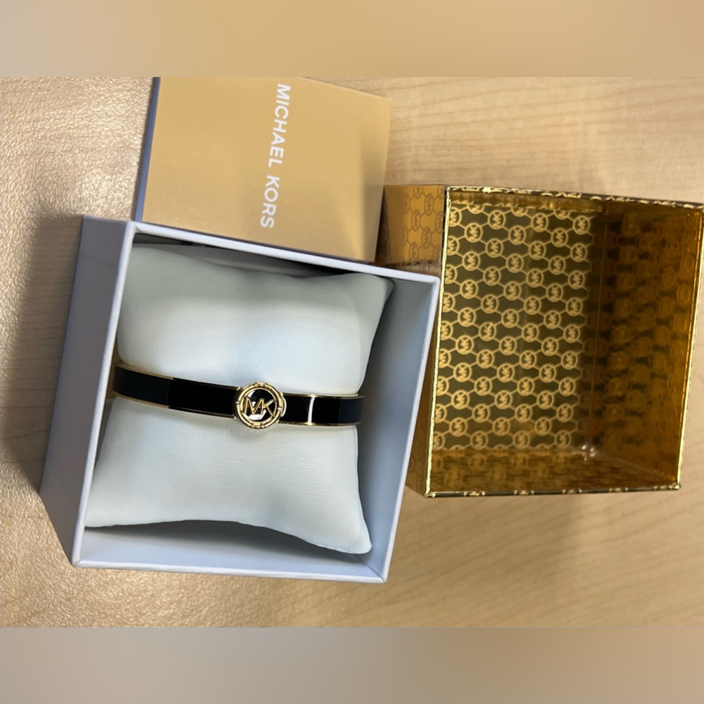 Michael kors bracelet